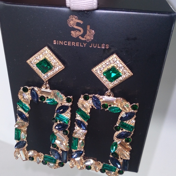 Emerald Green/ Blue Glass Stone Dangle Earrings - Picture 3 of 6